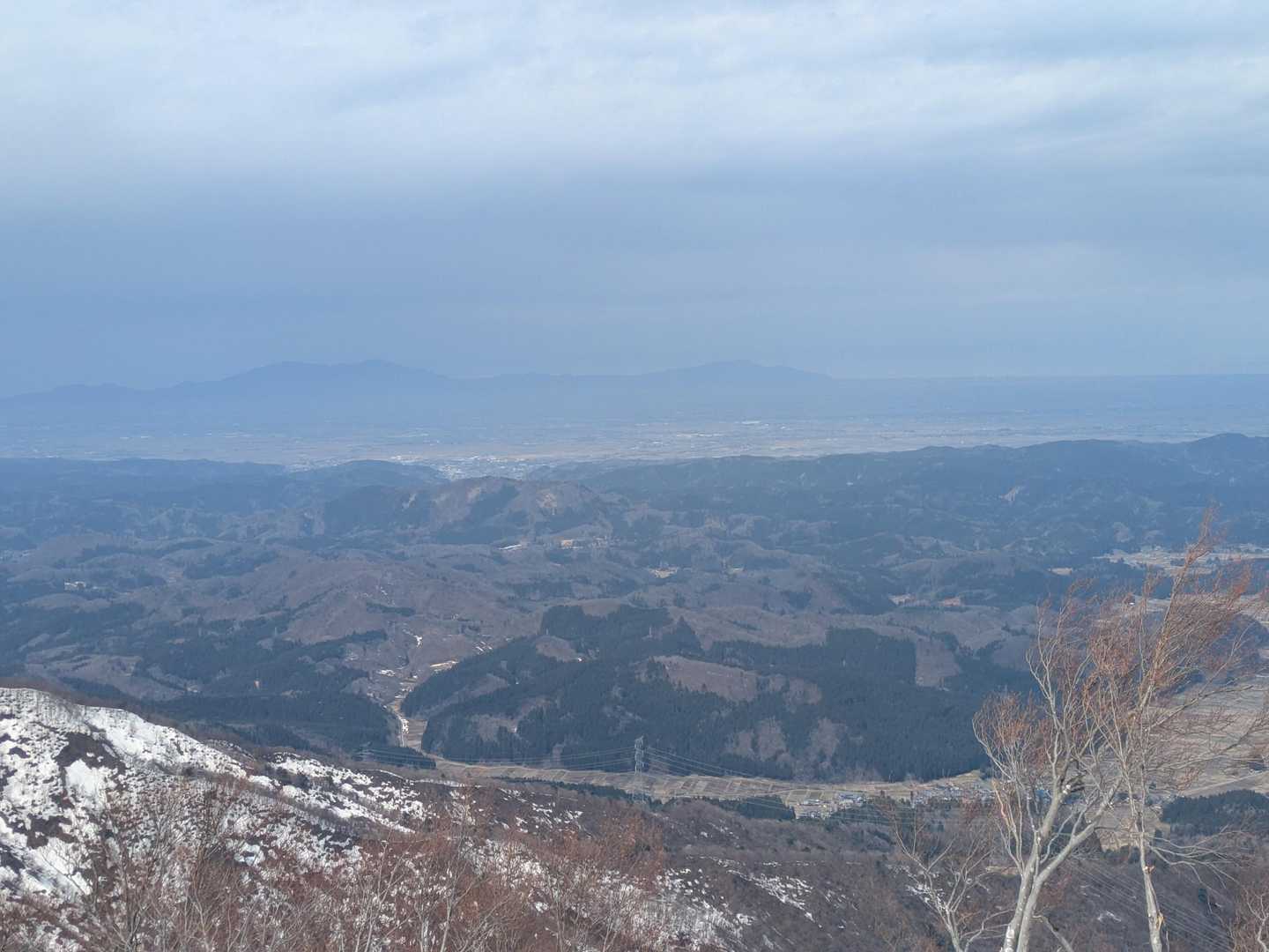 弥彦山とかかな。佐渡はどうかな🤔うっすら？