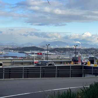 皿倉山ケーブルカー山麓駅にある駐車場
