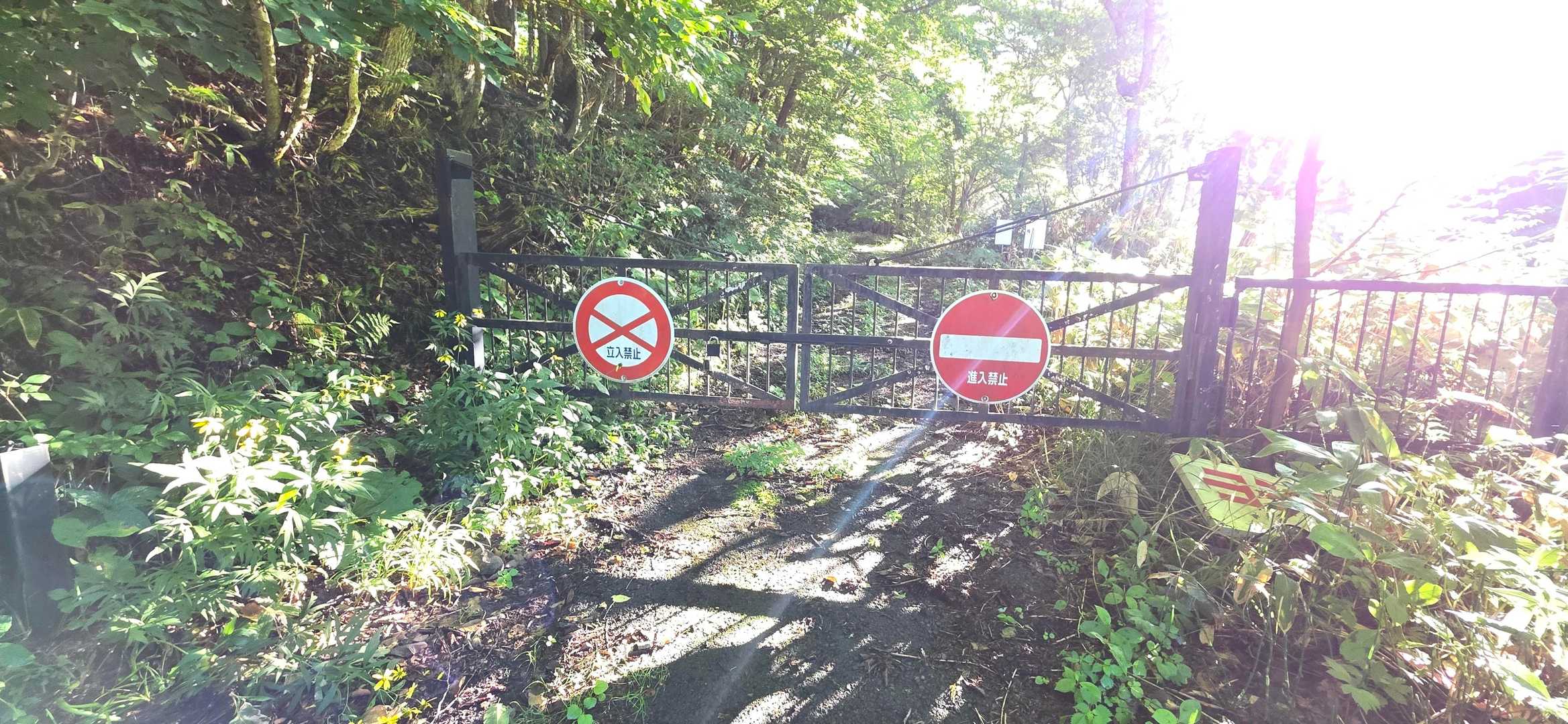 いろいろ悩んで、ここから未踏の台場山へ