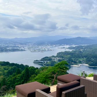 気仙沼湾内やガスがかかってるけど遠く室根山を見たり⛰️
リゾートみたいな気分に一時浸れました🥰