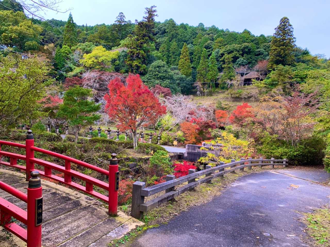 下山しました。
せっかくなので八幡宮にも寄ってみます。