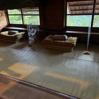 本日の熊ノ平の小屋泊は2名
1人1蚕棚
ちなみにテントは3張だった