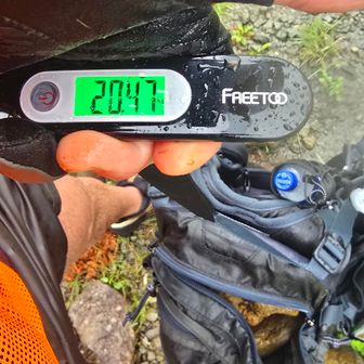 本日は20kg、雨でビタビタだったので申し訳ないのでロープウェイは使わず😅