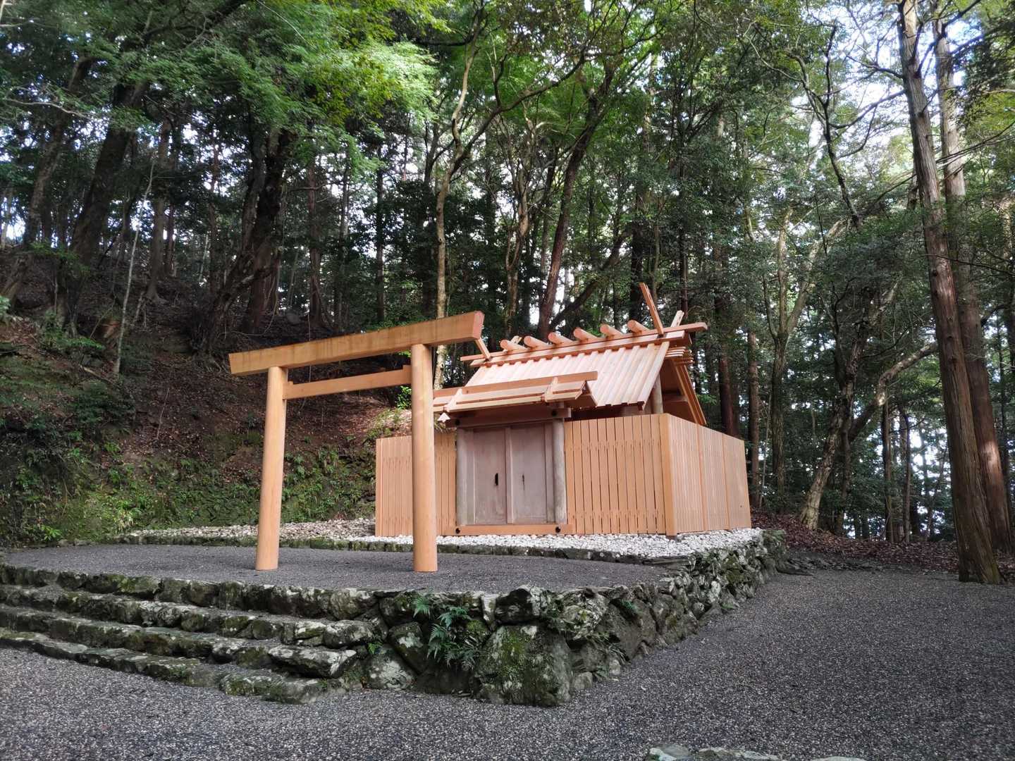 鴨神社