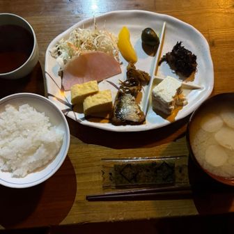 朝食。