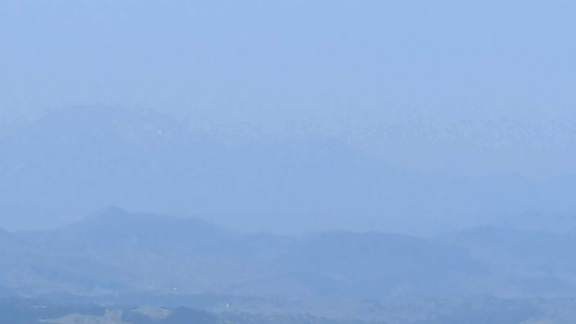 大山うっすら