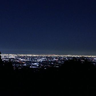 夜景②
17時半でもう真っ暗