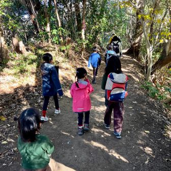 子どもがわらわら居ます。