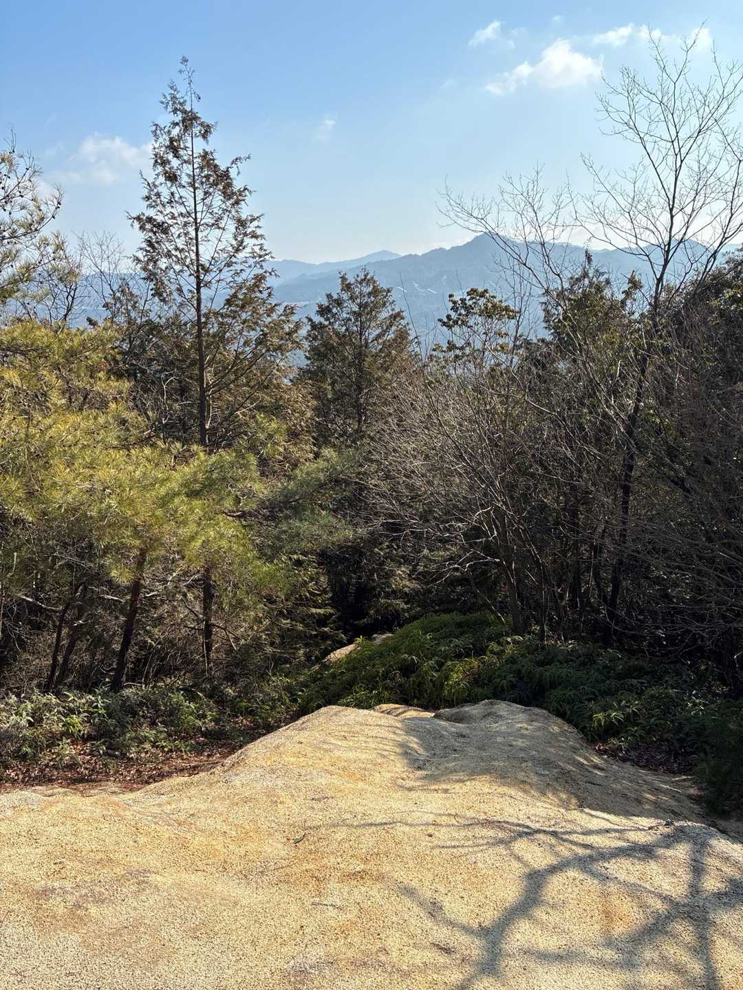 『砂山』
ここに上がってみると遠くの山⛰️が綺麗に見えます