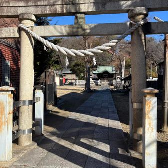 同じく歌詞に出てくる八雲神社。
↑一番近くの八雲神社に寄ってみましたが、ここには社務所はないみたい。

市内に八雲神社が数カ所ある事が発覚し、来た道を戻り🚶‍♀️
