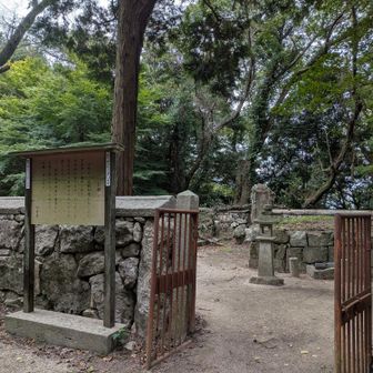 高橋紹運公ならびに勇士らが眠る墓所