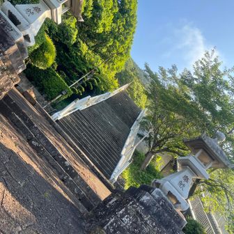 お寺の階段。