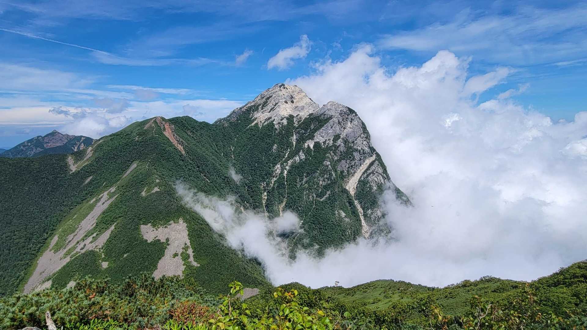 北沢峠-北沢峠バス停-栗沢山-仙水峠 周回コースの写真