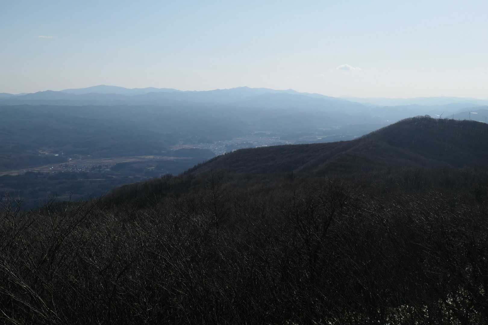 遠島山、安家森、遠別岳方面