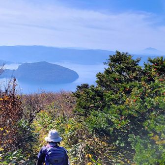 遅いスタートだったので早々に下山開始👣