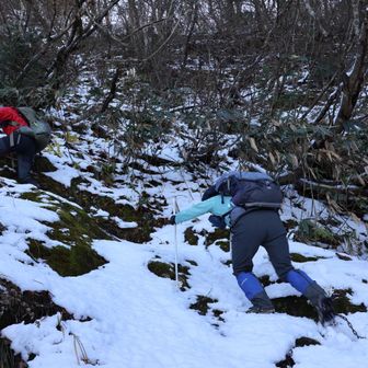 七重滝を過ぎると急登