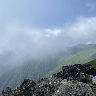 幌尻は残念ながらガスで見えずです