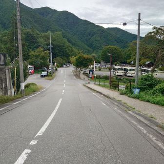 菅の台バスセンターが見えた。