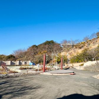 須磨浦山上遊園の花の広場

初めて来ました😳