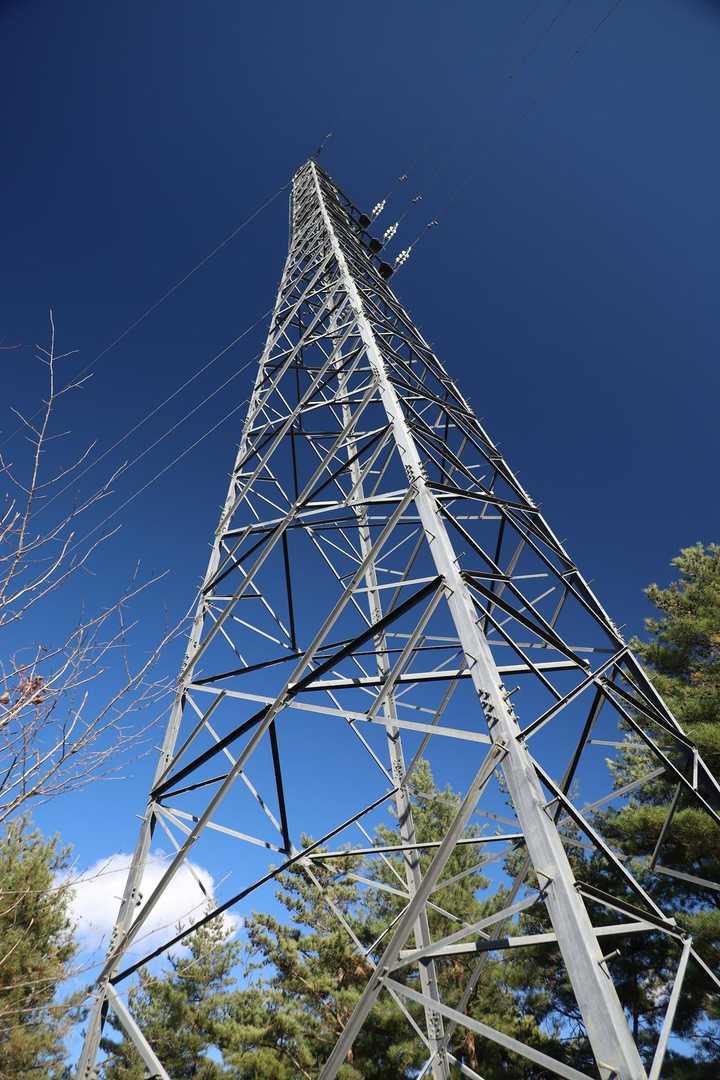 興因寺山の鉄塔