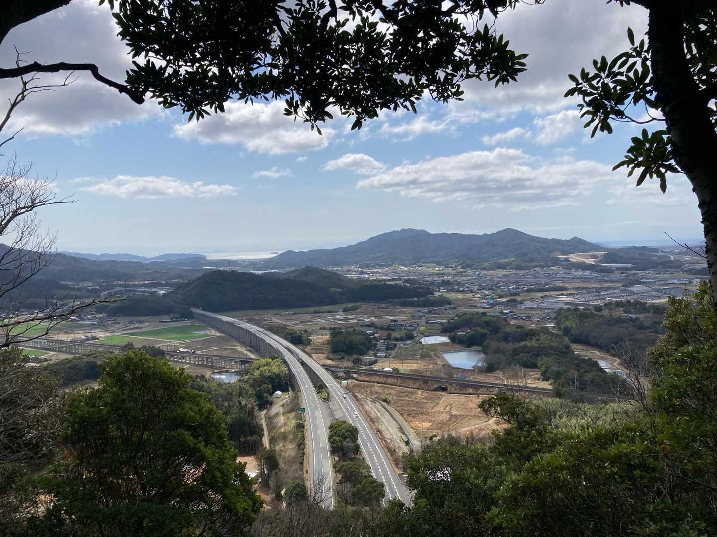 三越山-黒河内山 往復コースの写真
