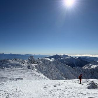 綺麗な稜線〜😍
って事で、絶景を愛でながら下山します🫡