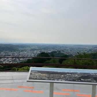 世界無名戦士の墓の展望台。
ここでも十分良い風景だ。