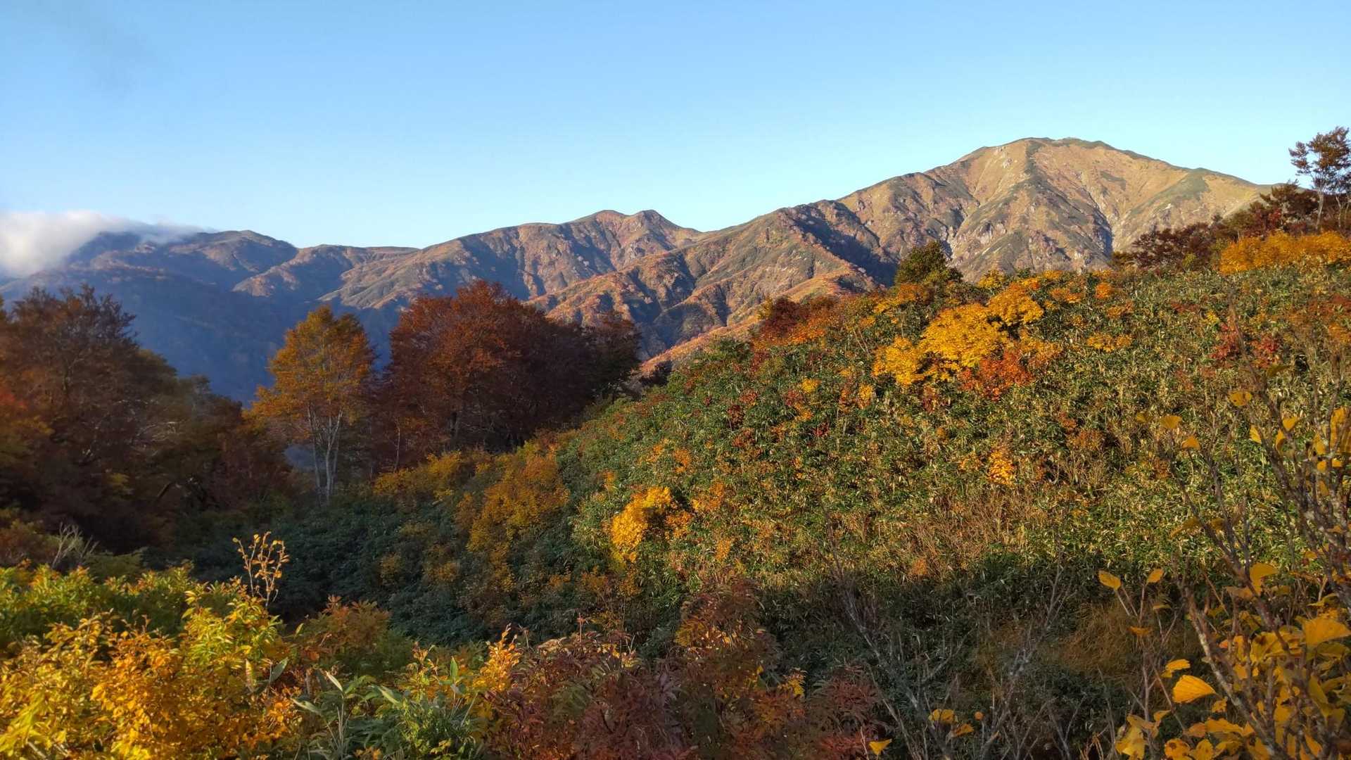 地蔵岳-草履塚-飯豊山神社-飯豊山 往復コースの写真
