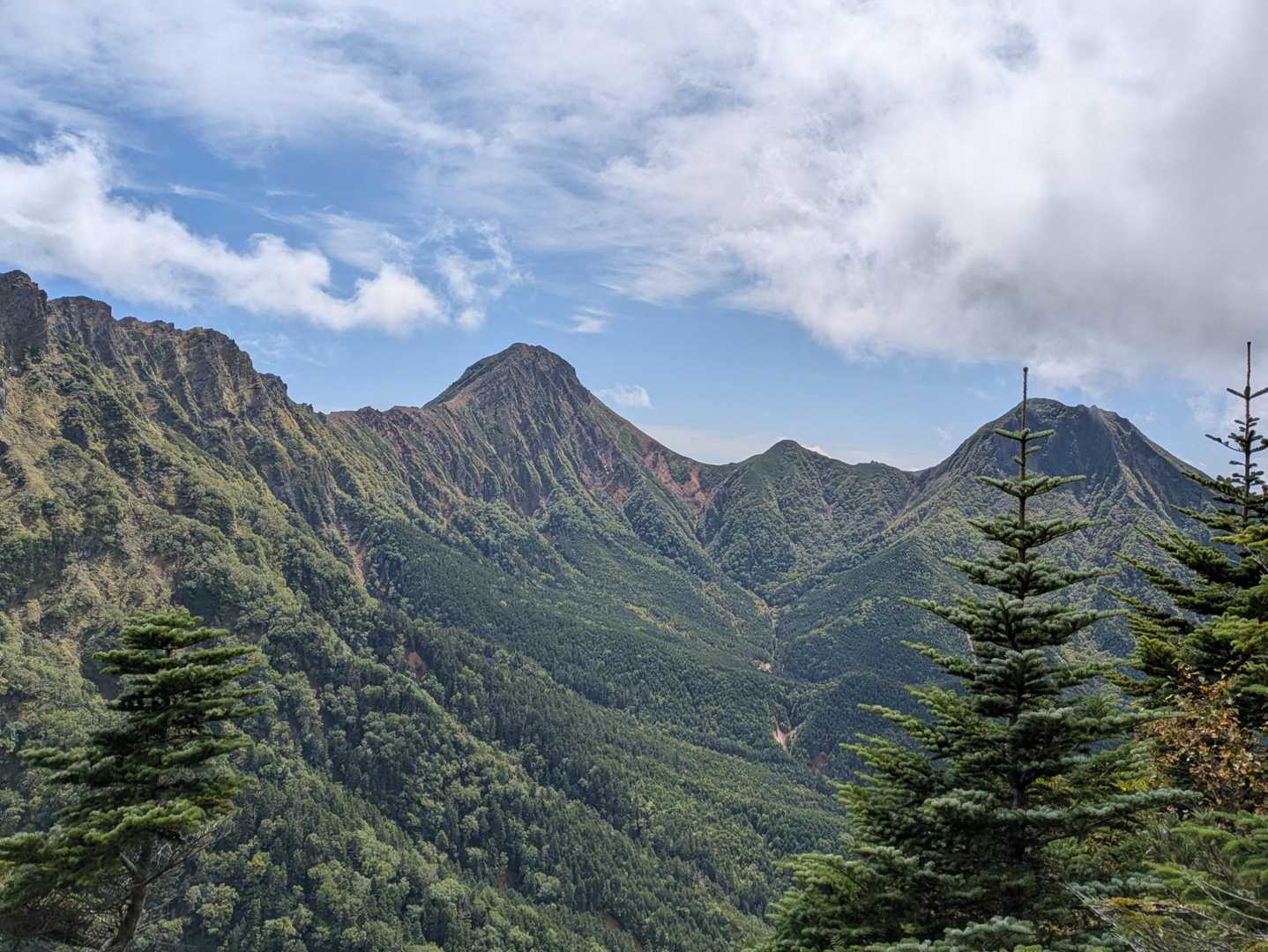 横岳〜赤岳〜中岳〜阿弥陀岳👏