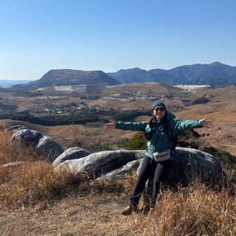 世界中を旅して回る、ハイカーさん⁉️
に見えてしまう🤭👏