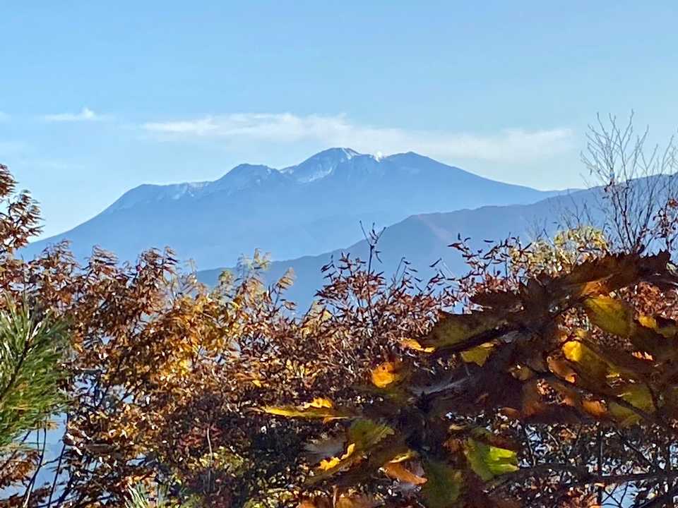 御嶽山アップして
煙も出てる