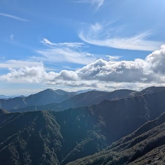 丹後山～巻機山方面
