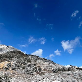 青空が眩しい…