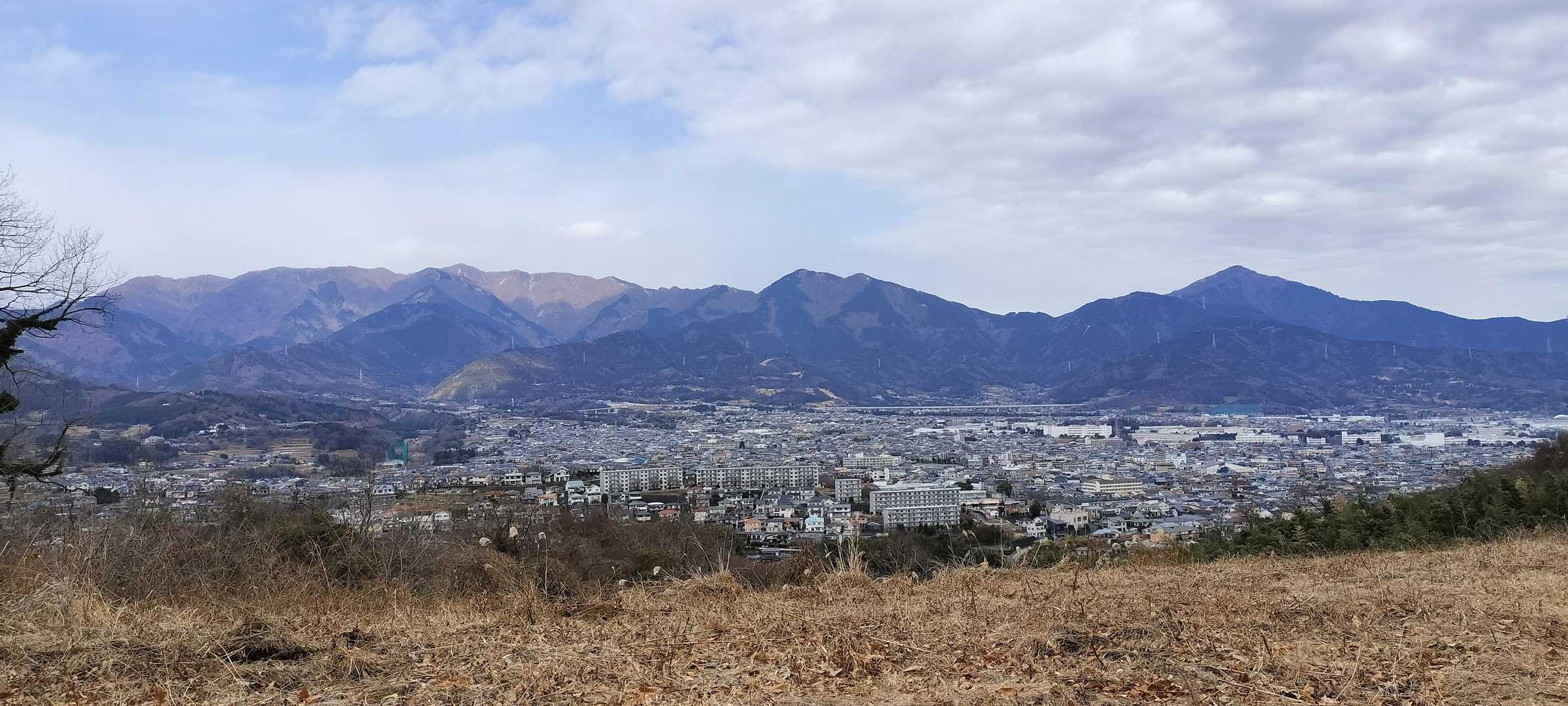 幾度も登場する丹沢の山々