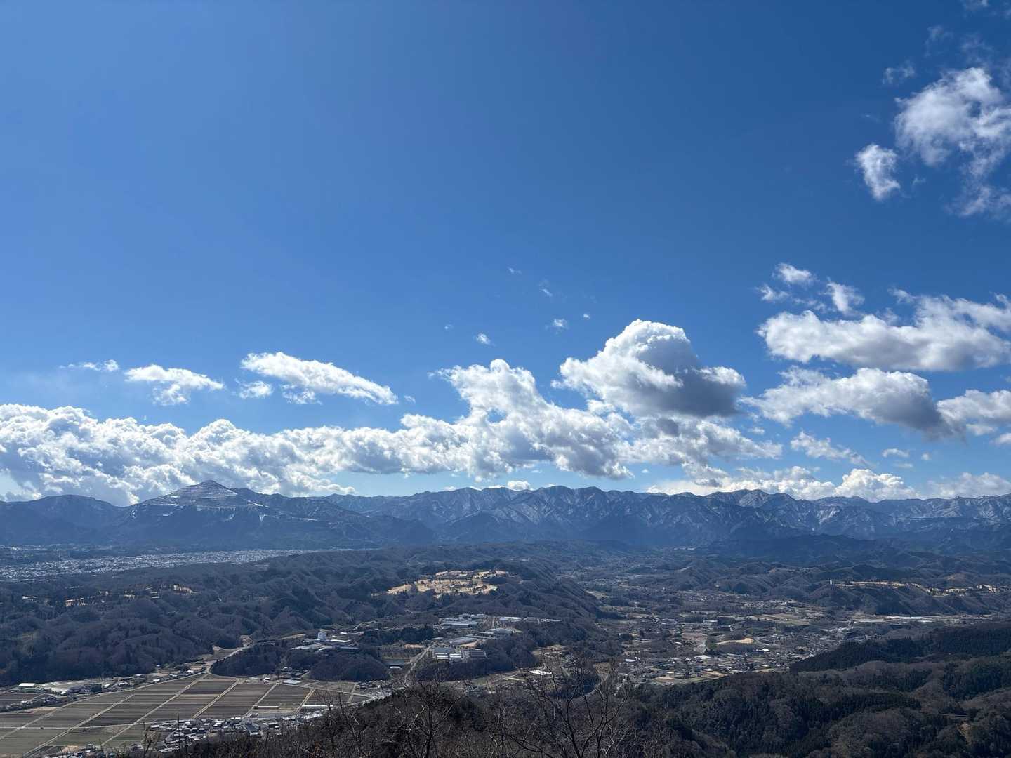 武甲山、雲取山、両神山、百名山が結構見渡せます