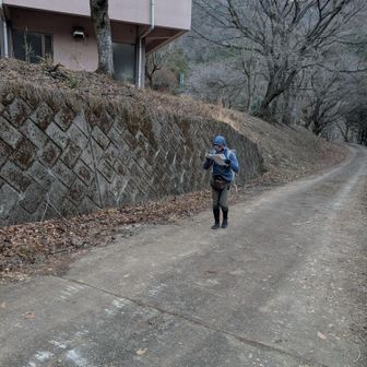 ウリ太郎さん達の後を安心して付いて行こうとする私ですが、地図を出し確認するＲ君🧐流石です!