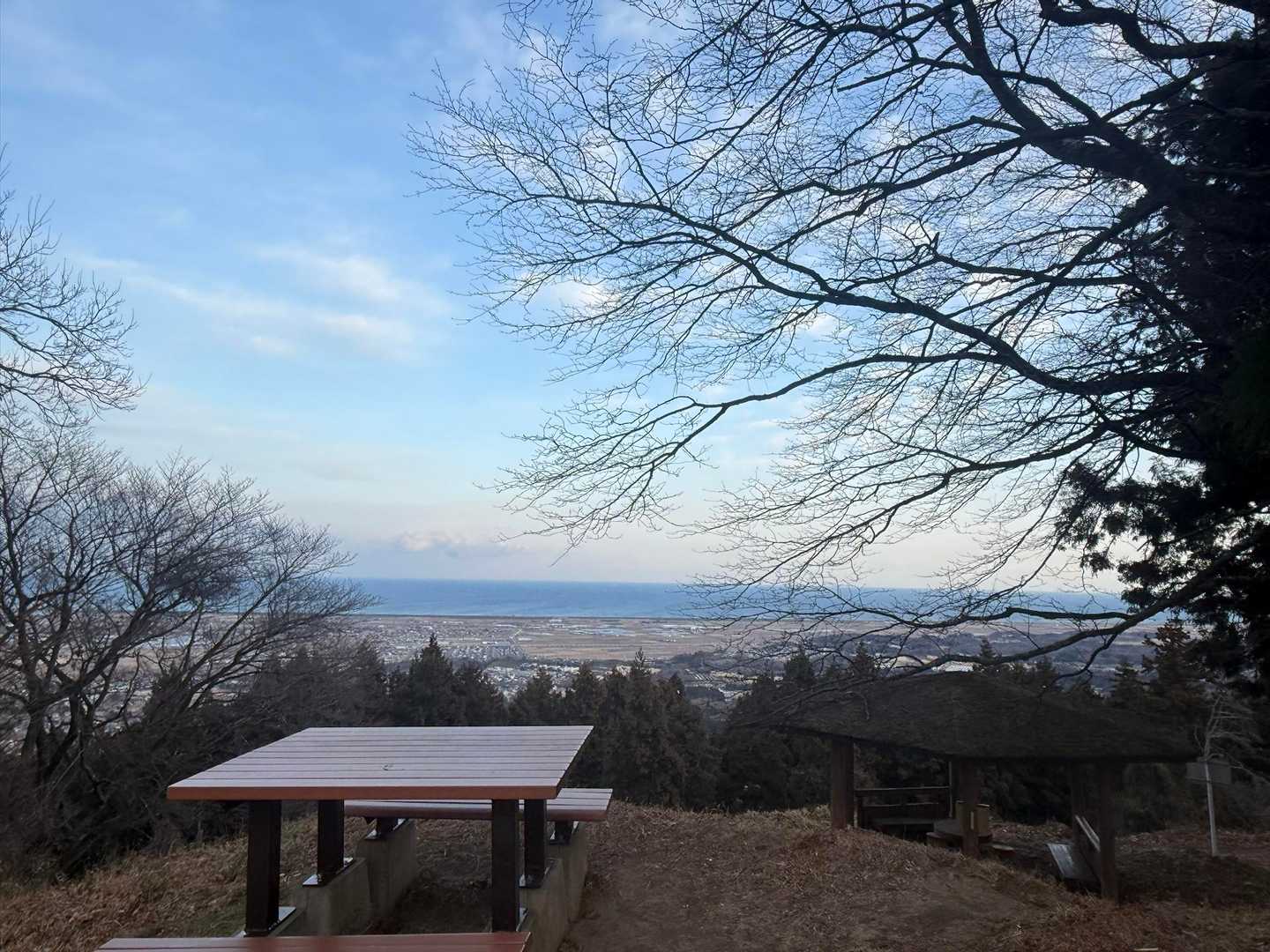 深山自然観察路登山口-鳥越峠-石堂山-お別れ峠-鷹討山 周回コースの写真