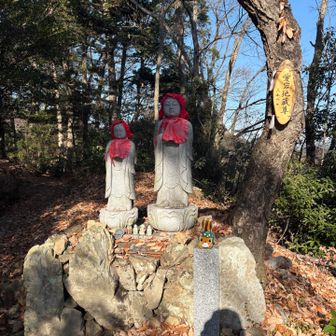 リス蔵さんとお地蔵さん