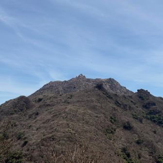 平成新山。残念ながら現在は立ち入ることができません。。。