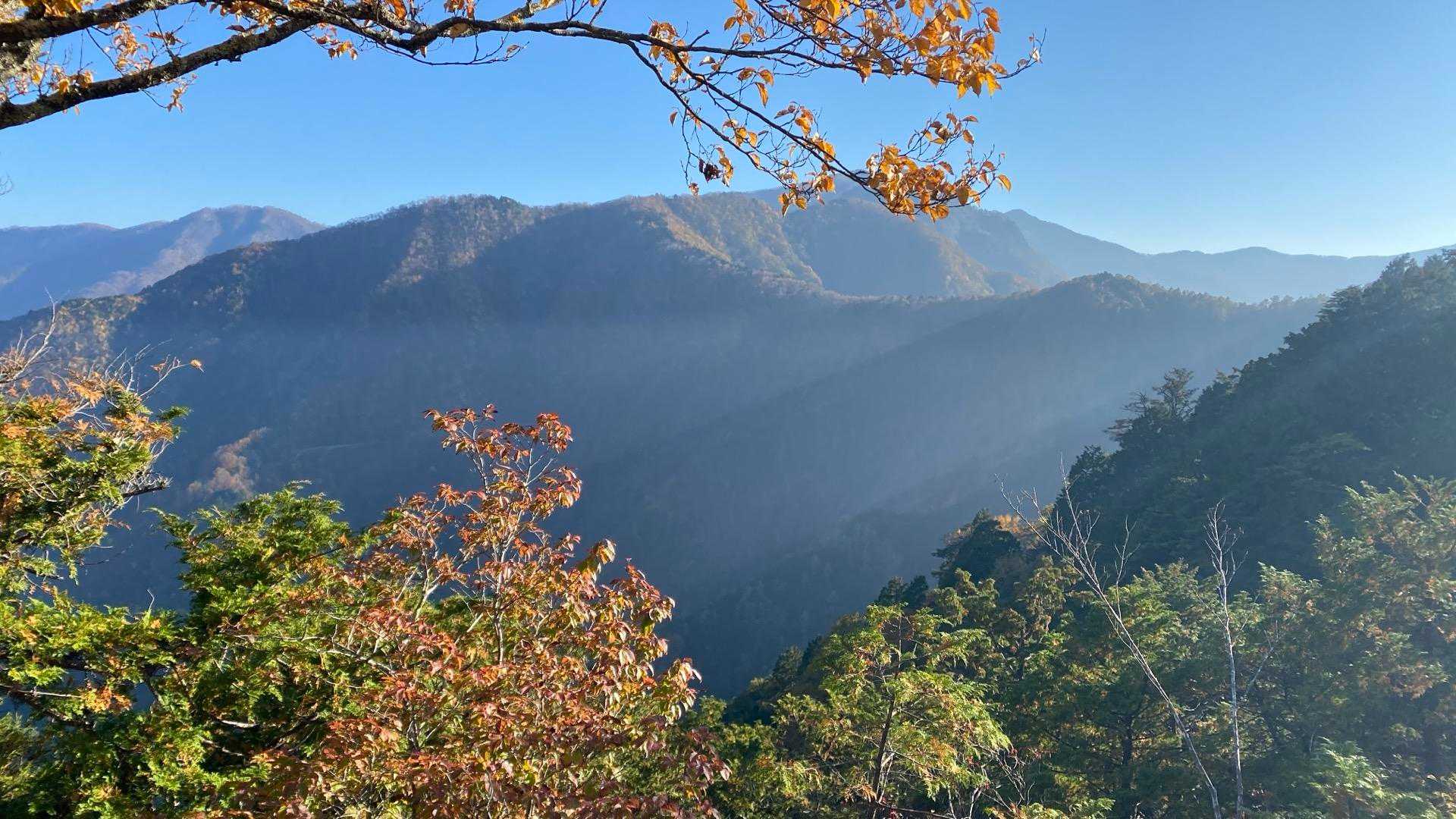 奥宮参道入口（雲取山登山口）-妙法ヶ岳 往復コースの写真