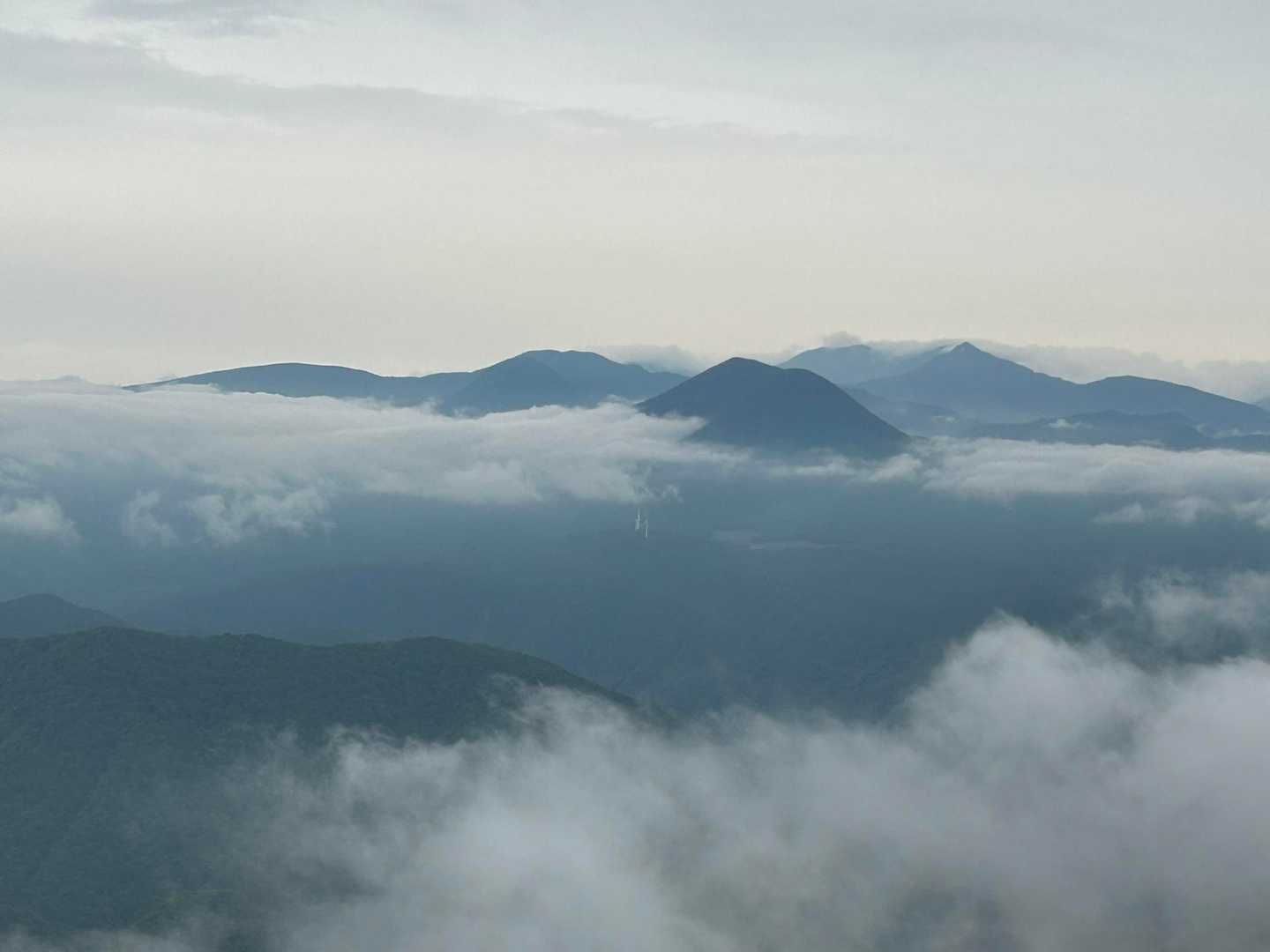 それにしても素敵😍
二岐山方面