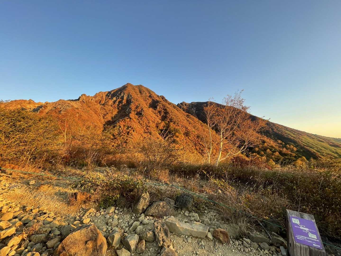 峠の茶屋登山口-朝日の肩-朝日岳-熊見曽根-1900m峰- 往復コースの写真