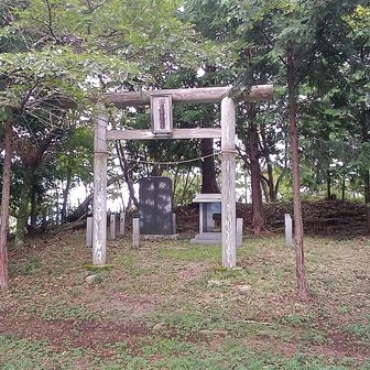 軍刀利山(950m)
軍刀利神社の元社
