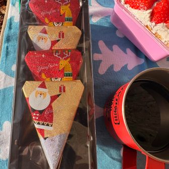 お土産🧑‍🎄頂いたの
常連の先輩にもおすそ分け🫱
皆さん喜んでくださいました☺️