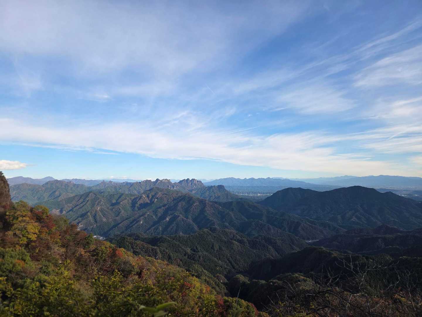 先週の水曜日にクマさんが🍆さまたちと縦走した妙義山。
カッコいいね。