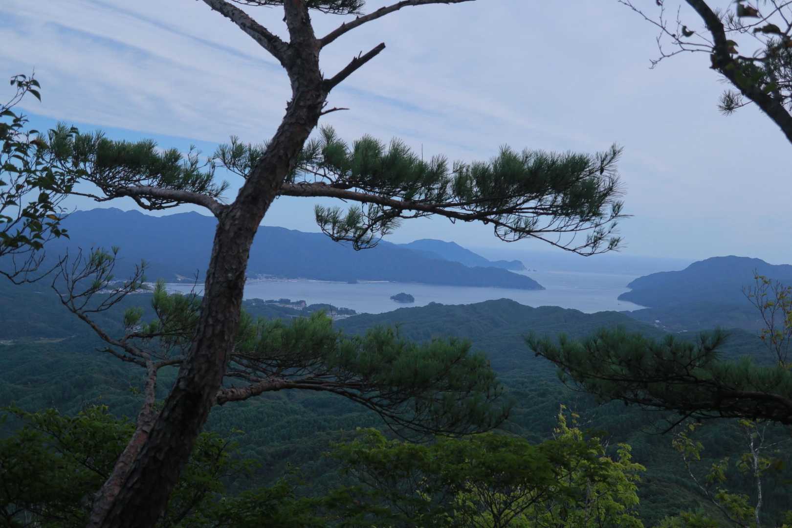山田湾 カルデラ湖みたい
