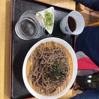 ざるそば。で終了。