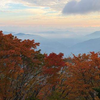 規模は小さかったが、初秋らしく雲海がきれい