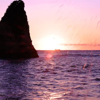 千葉県の景勝地にて日の出を撮影。
