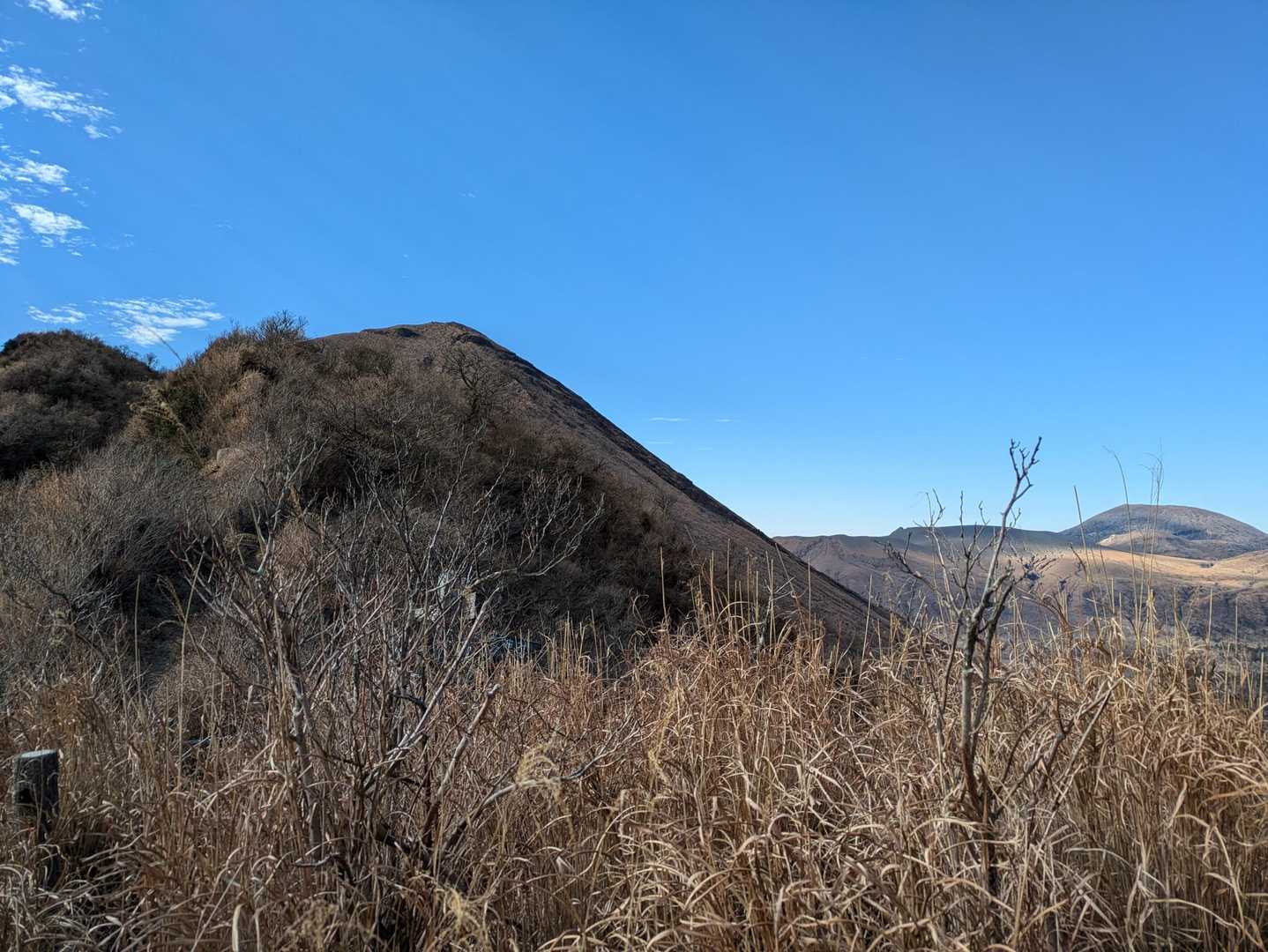 高千穂峰が見える所まで行つてみます